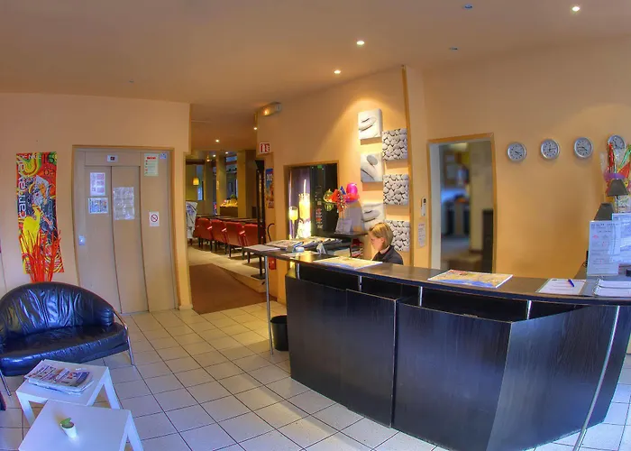 Comte De Apartmanhotel 2*