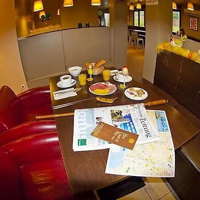 Apartahotel Comte De 2*