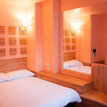 Lejlighedshotel Comte De 2*