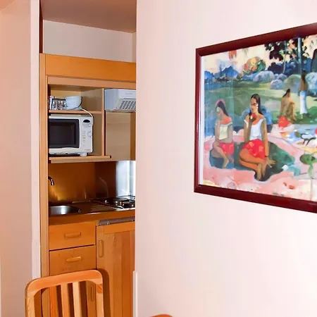 Comte De Lejlighedshotel